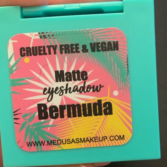 2/$15 Medusa’s Makeup Tropical Matte Eyeshadow - Picture 4 of 4